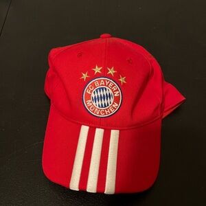 Adidas FC Bayern Munich Red Cap